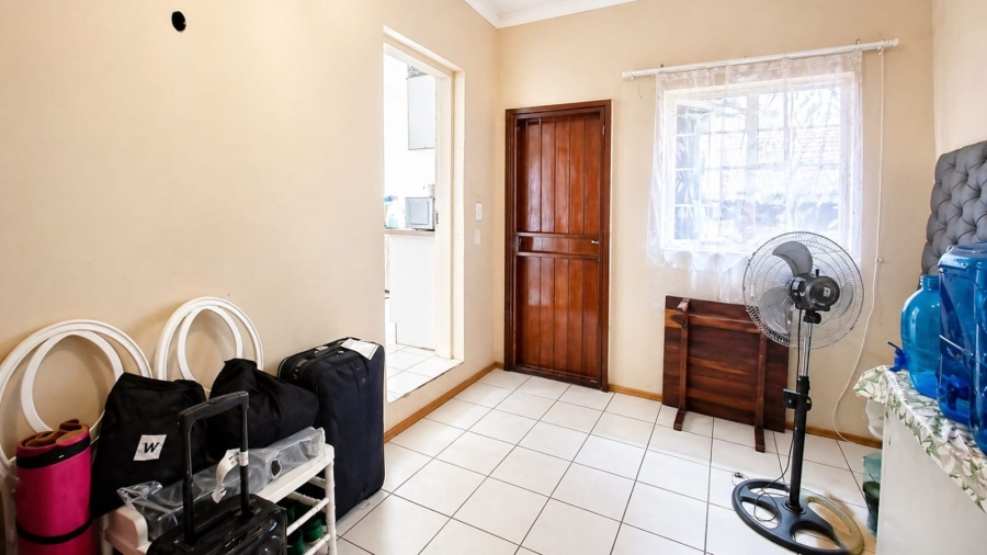 2 Bedroom Property for Sale in Safari Gardens North West